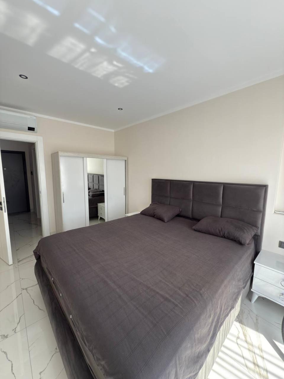Leilighet Cosy Flat, 150m To The Sea