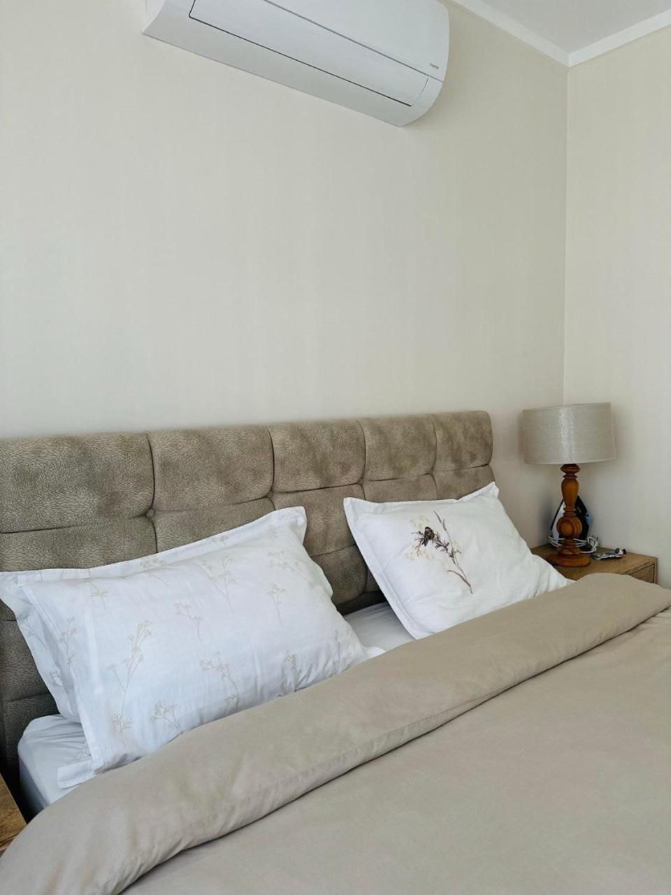 Cosy Flat, 150m To The Sea Daire *